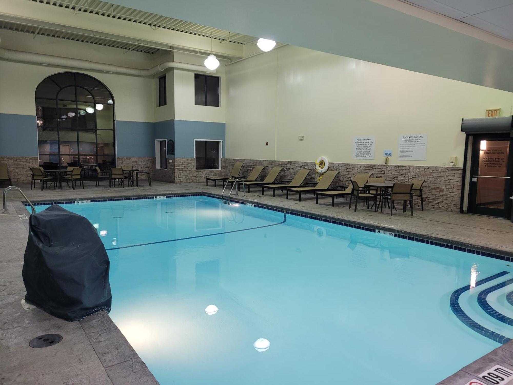 Holiday Inn Express & Suites Buffalo Airport By Ihg Cheektowaga Zewnętrze zdjęcie
